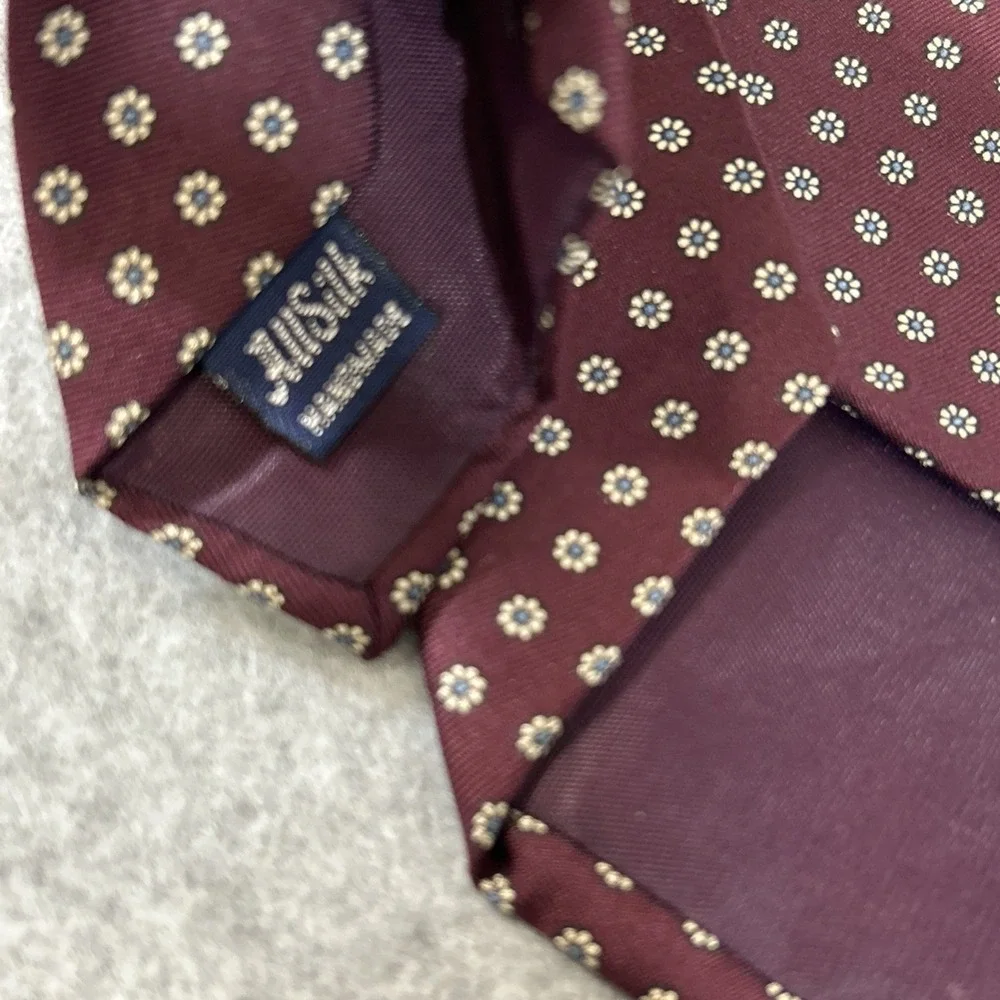 Vintage Tie Windsor Collection 100% Italian Silk Flower Pattern 58x3-1/8